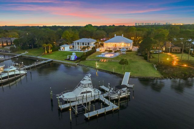 124 Indian Bayou Drive, Destin, FL 32541