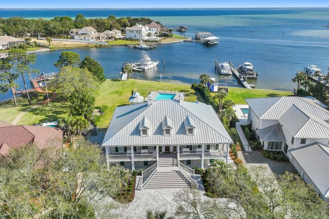 124 Indian Bayou Drive, Destin, FL 32541
