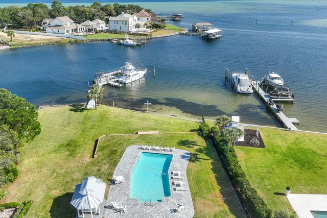 124 Indian Bayou Drive, Destin, FL 32541