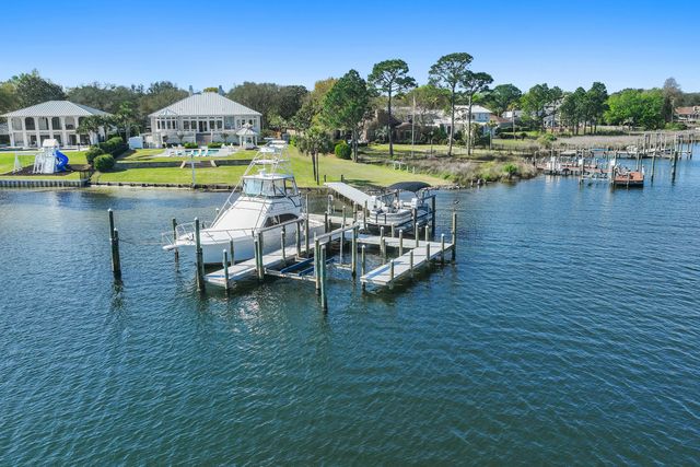 124 Indian Bayou Drive, Destin, FL 32541