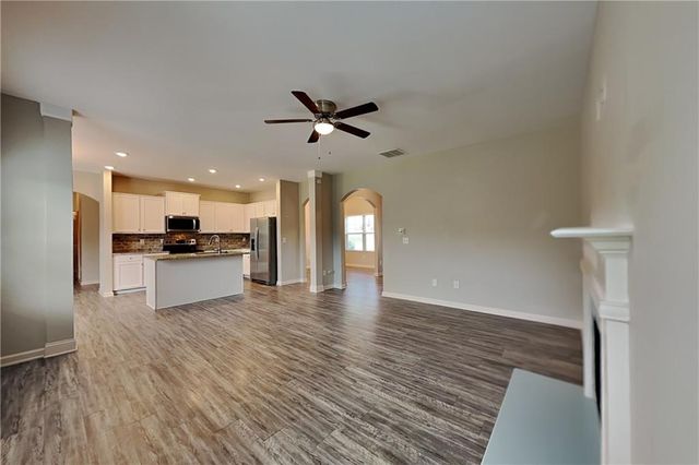 354 Hawthorn Drive, Dallas, GA 30132