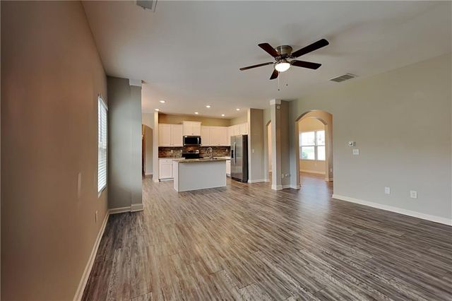 354 Hawthorn Drive, Dallas, GA 30132