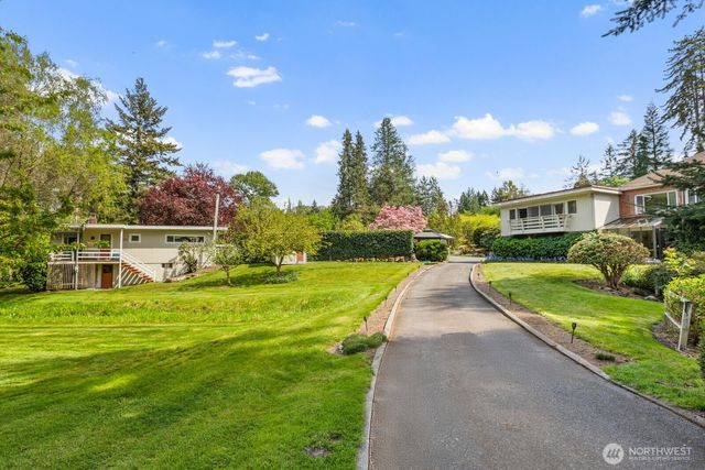 6612 NE 202nd Street, Kenmore, WA 98028