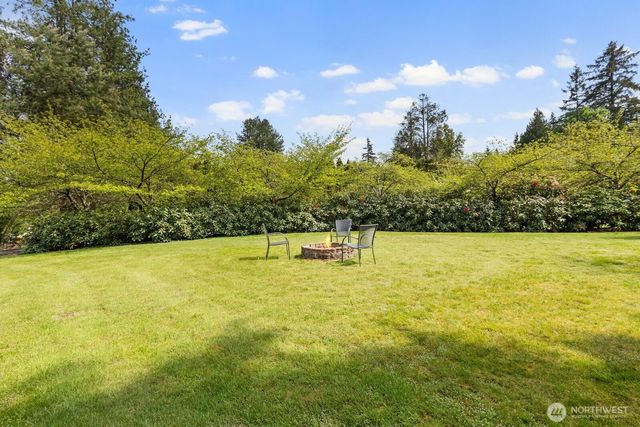 6612 NE 202nd Street, Kenmore, WA 98028