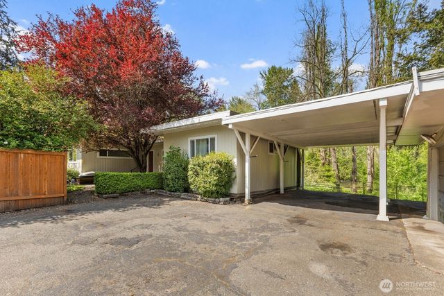 6612 NE 202nd Street, Kenmore, WA 98028