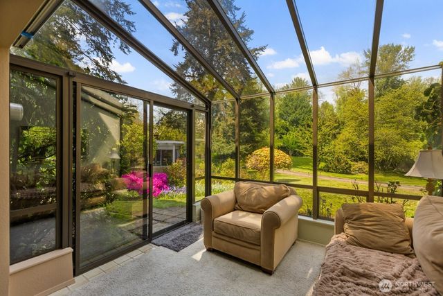6612 NE 202nd Street, Kenmore, WA 98028