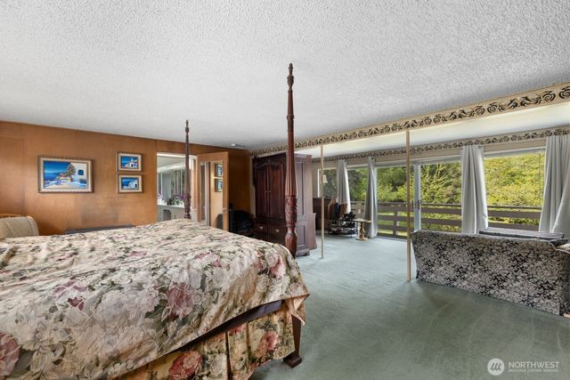 6612 NE 202nd Street, Kenmore, WA 98028
