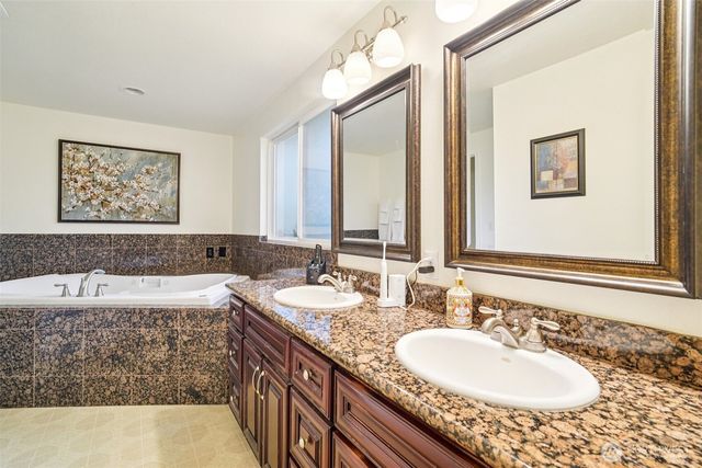 28322 118th Avenue SE, Auburn, WA 98092