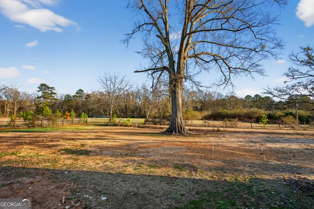 439 Cooley Road, Lagrange, GA 30241