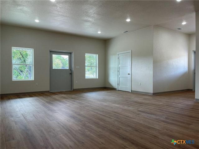 10378 Oakalla Road, Killeen, TX 76549