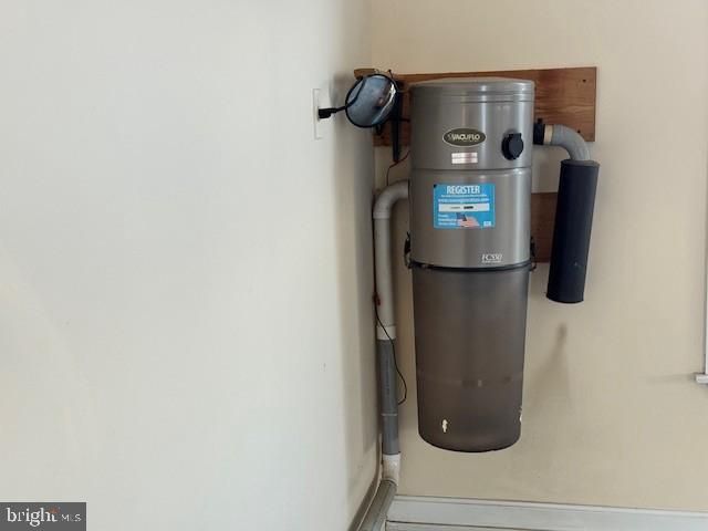 7710 GUM SPRING RD, Baltimore, MD 21237