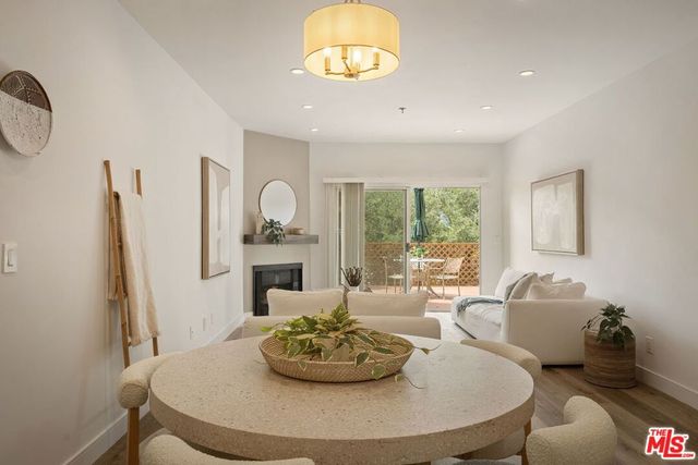 2706 Honolulu Avenue 105, Montrose, CA 91020