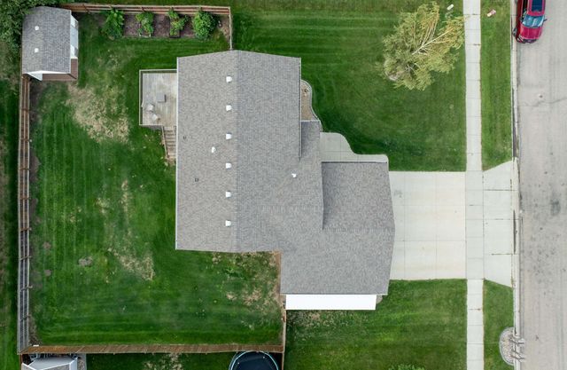 3204 15TH ST SE, Minot, ND 58701