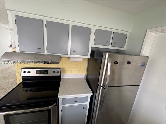 2716 NE 32nd St 5, Fort Lauderdale, FL 33306