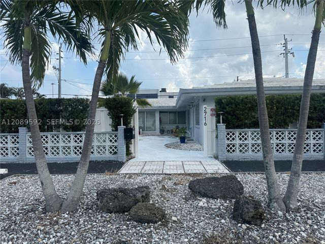 2716 NE 32nd St 5, Fort Lauderdale, FL 33306