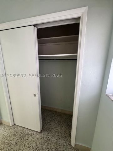 2716 NE 32nd St 5, Fort Lauderdale, FL 33306