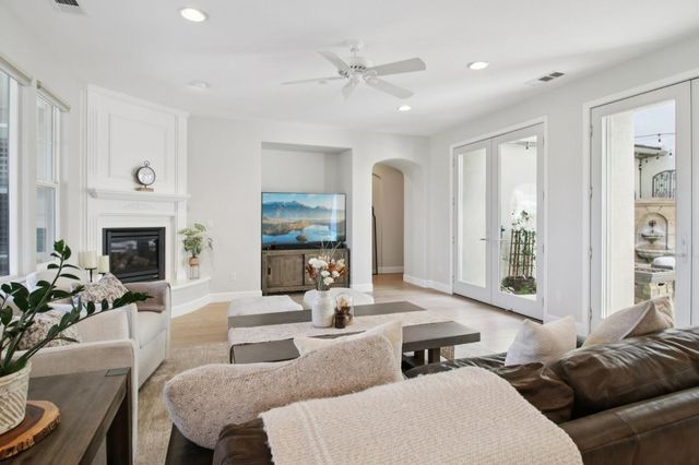 7670 Mackenzie Way, Gilroy, CA 95020