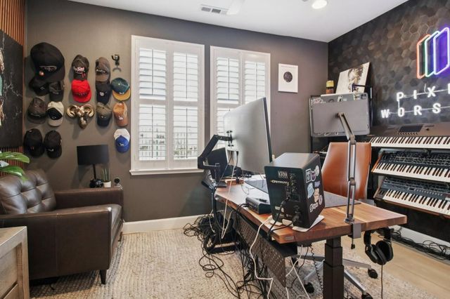 7670 Mackenzie Way, Gilroy, CA 95020