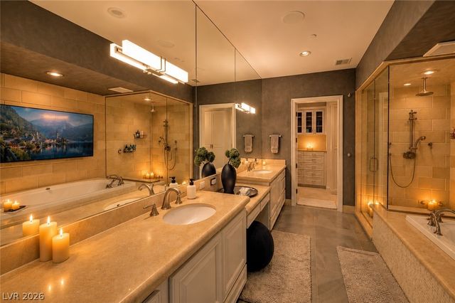 9101 Alta Drive 11, Las Vegas, NV 89145