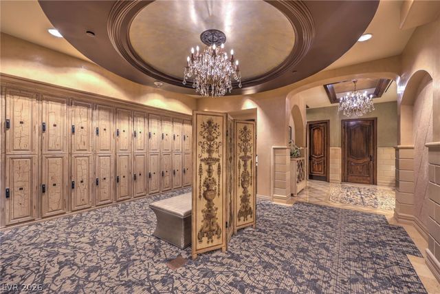 9101 Alta Drive 11, Las Vegas, NV 89145