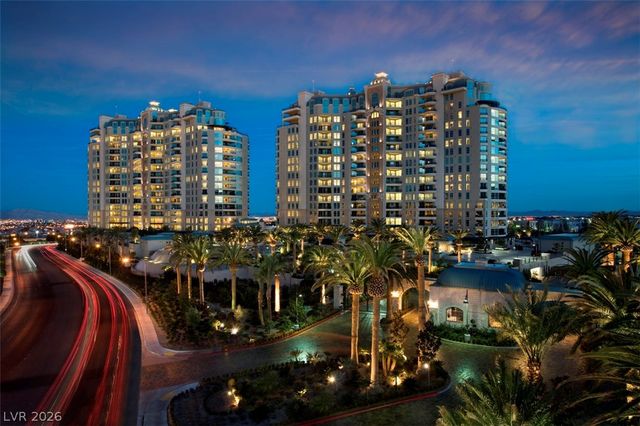 9101 Alta Drive 11, Las Vegas, NV 89145