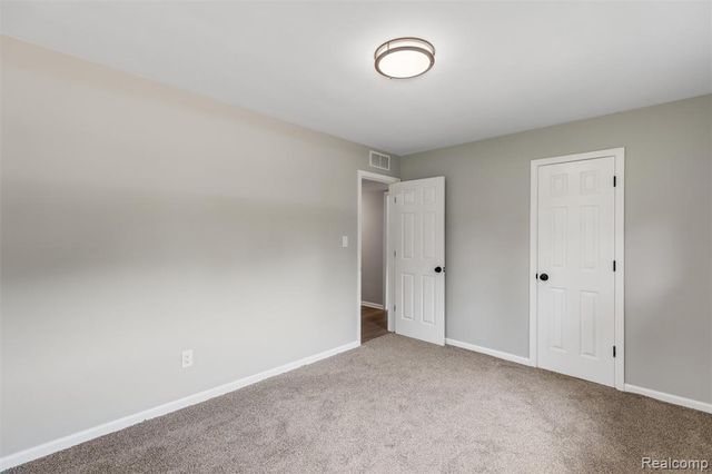 26261 La Muera Street, Farmington, MI 48334