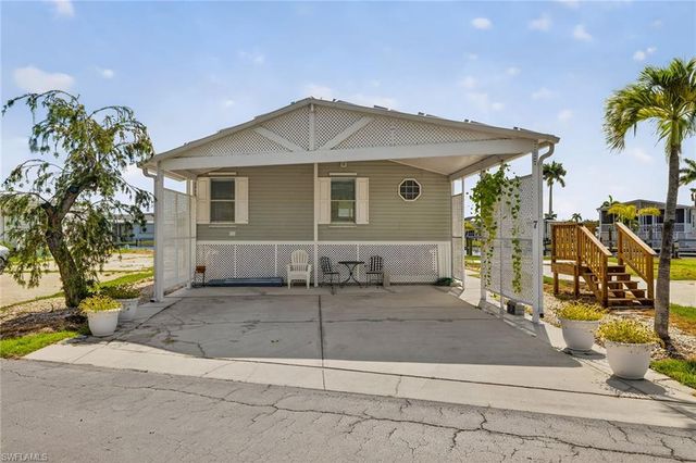 7 Galleon WAY, Fort Myers Beach, FL 33931