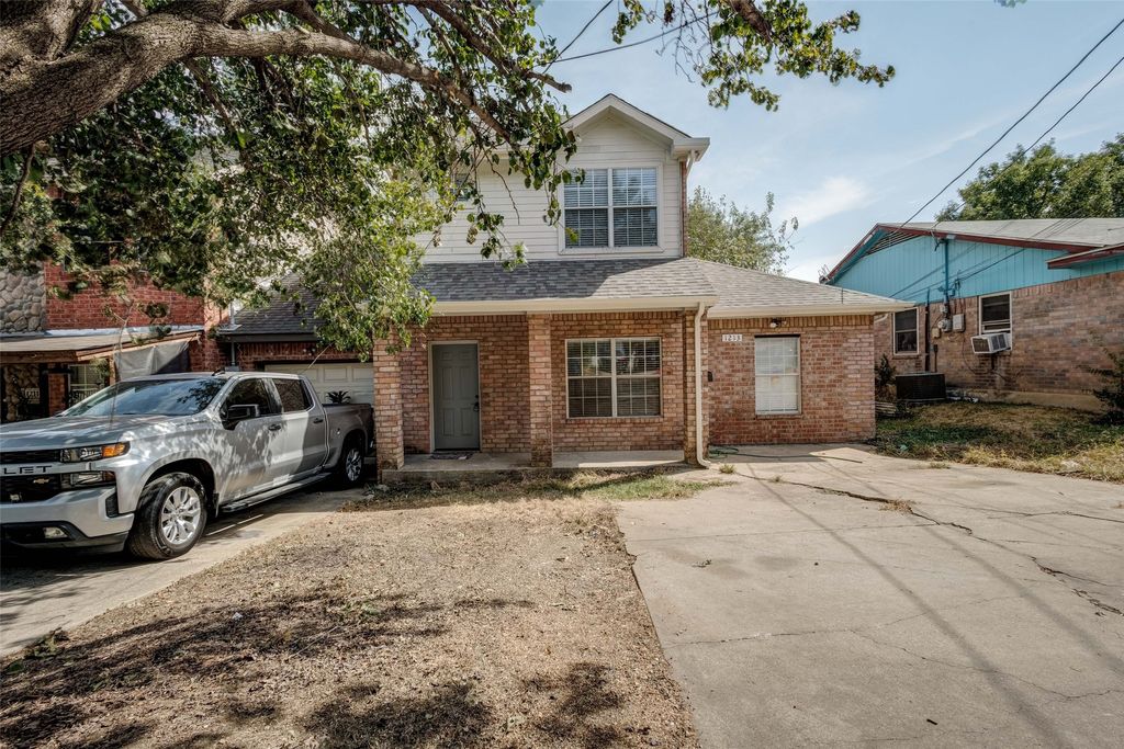1213 College Street, Grand Prairie, TX 75050 — exterior