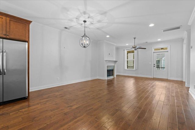 254 Slipper Shell Court, Mount Pleasant, SC 29464