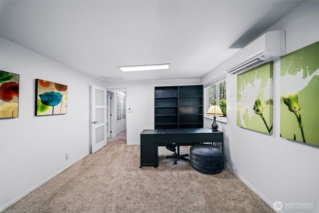 4929 Black Lake Boulevard SW, Olympia, WA 98502