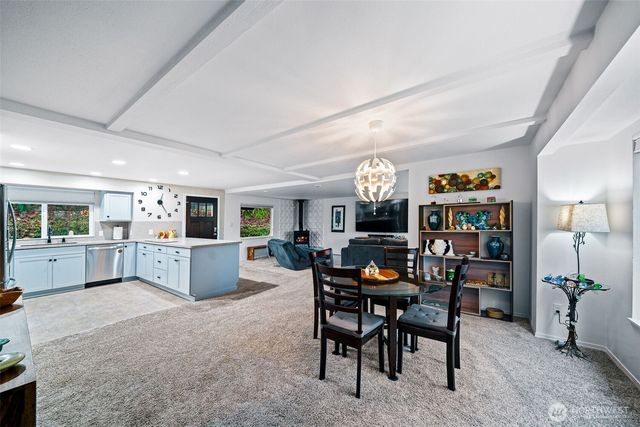 4929 Black Lake Boulevard SW, Olympia, WA 98502