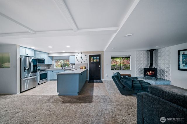 4929 Black Lake Boulevard SW, Olympia, WA 98502