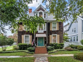 1301 Stockley GDNS # 1, Norfolk, VA 23517