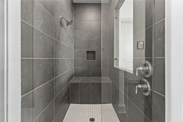 4908 Sir Dillon Drive, Carrollton, TX 75010