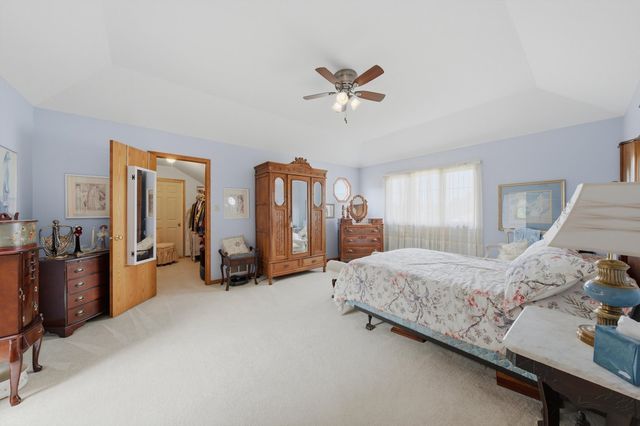 7651 Steeple Chase Drive, Frankfort, IL 60423