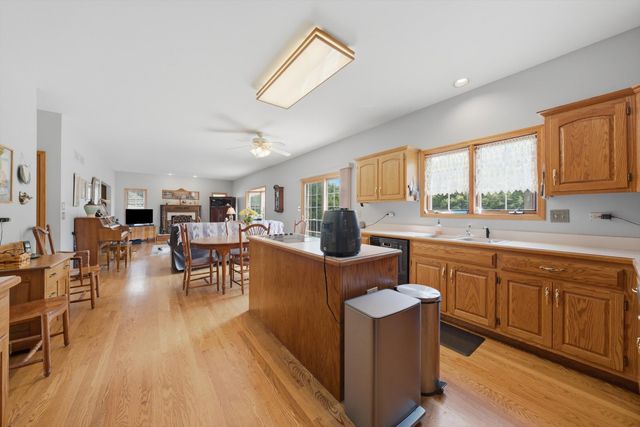 7651 Steeple Chase Drive, Frankfort, IL 60423