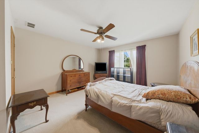 7651 Steeple Chase Drive, Frankfort, IL 60423
