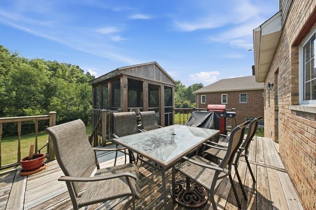 7651 Steeple Chase Drive, Frankfort, IL 60423