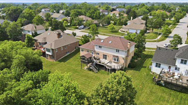 7651 Steeple Chase Drive, Frankfort, IL 60423