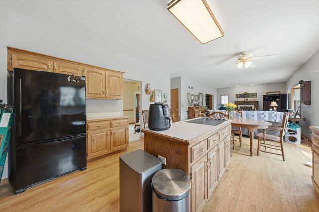 7651 Steeple Chase Drive, Frankfort, IL 60423