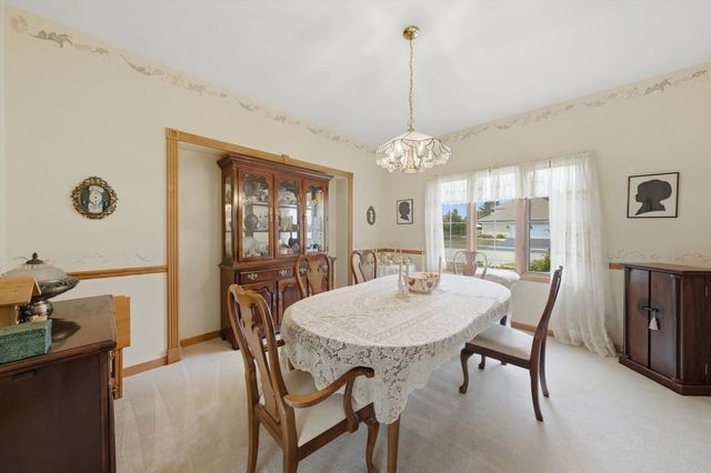 7651 Steeple Chase Drive, Frankfort, IL 60423