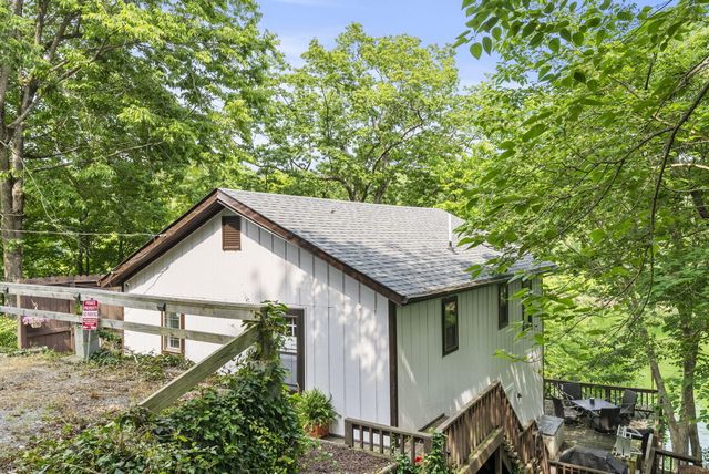 1686 Wells Landing Road, Danville, KY 40422