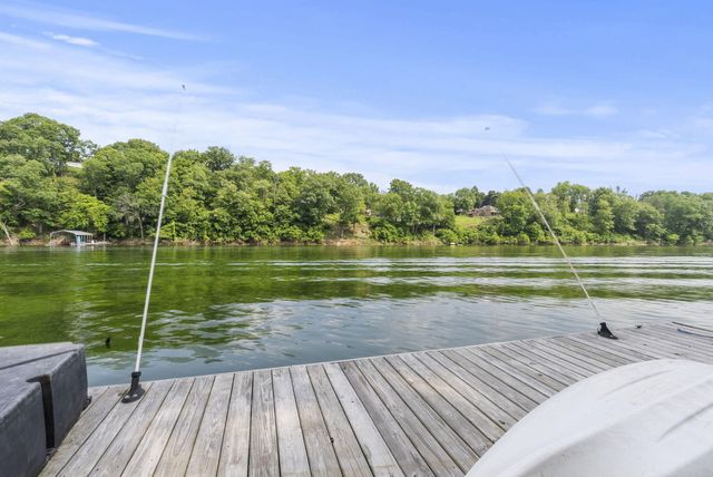 1686 Wells Landing Road, Danville, KY 40422