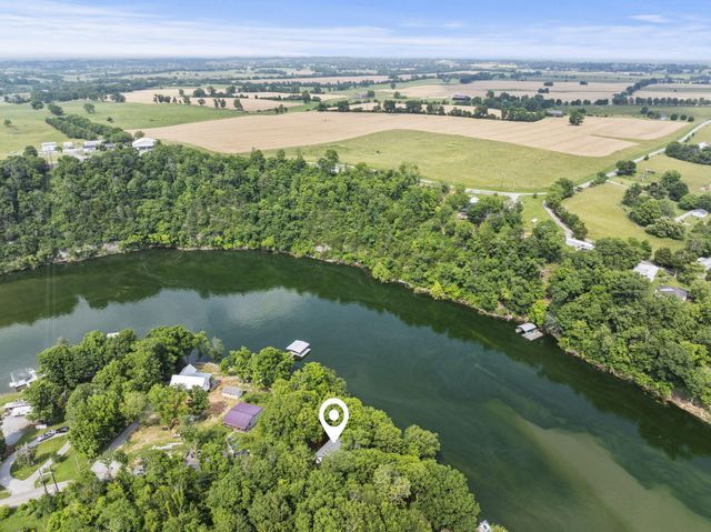 1686 Wells Landing Road, Danville, KY 40422