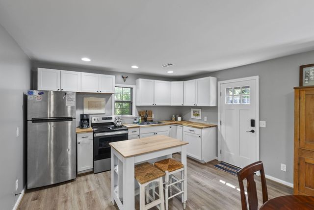 1686 Wells Landing Road, Danville, KY 40422