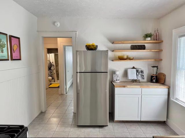 253 W 26TH Street, Erie, PA 16508