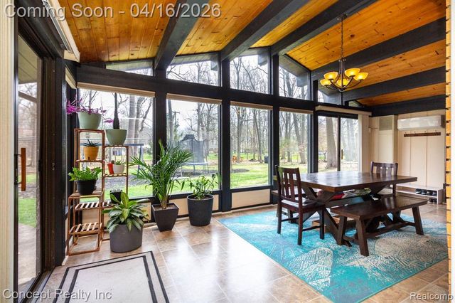 21247 Shurley Drive, Grosse Ile, MI 48138