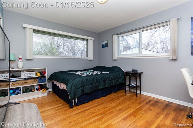 21247 Shurley Drive, Grosse Ile, MI 48138