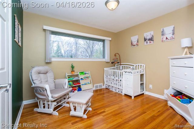 21247 Shurley Drive, Grosse Ile, MI 48138