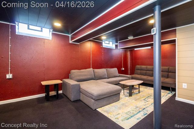 21247 Shurley Drive, Grosse Ile, MI 48138